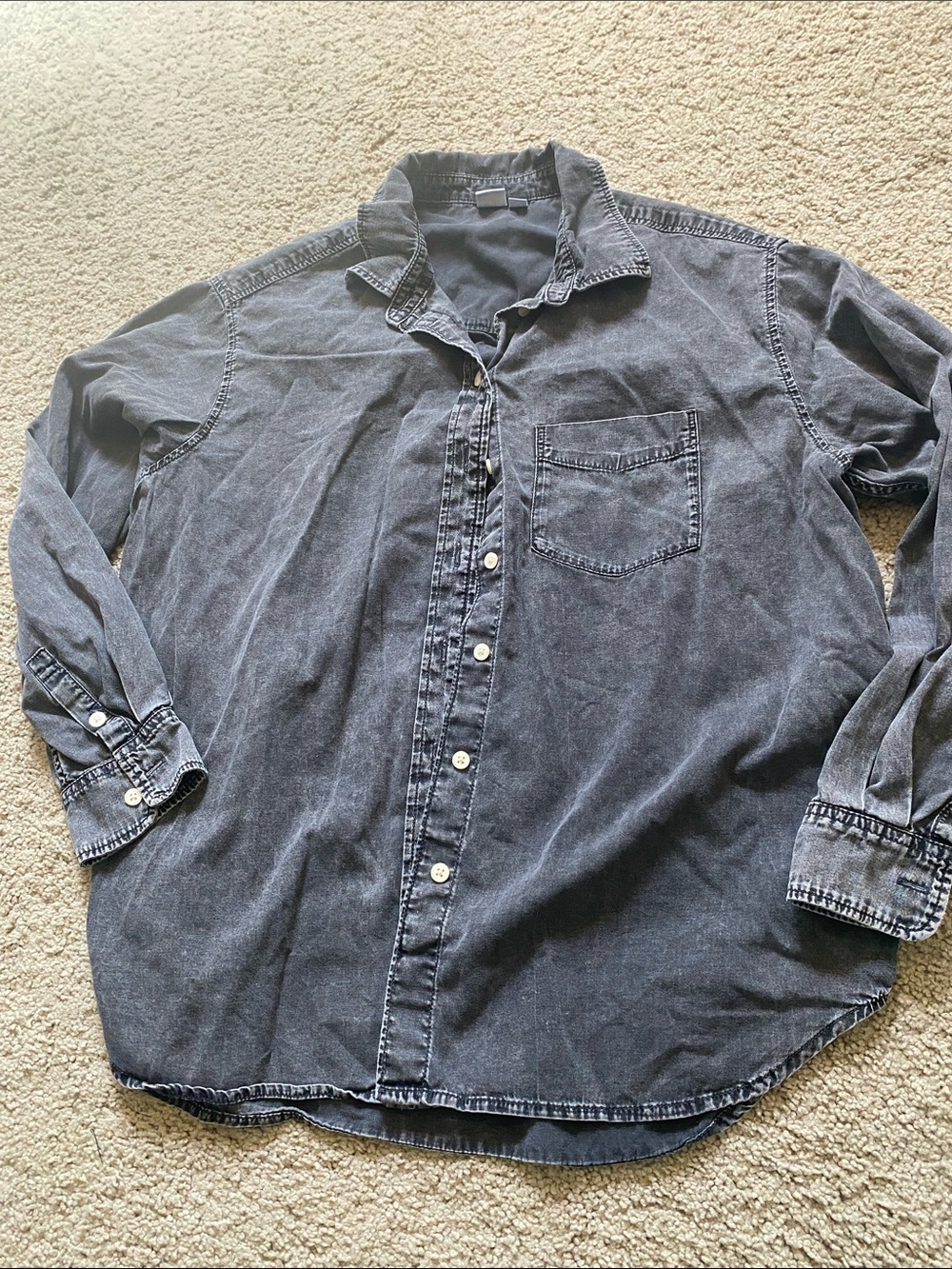 Gap Button Up